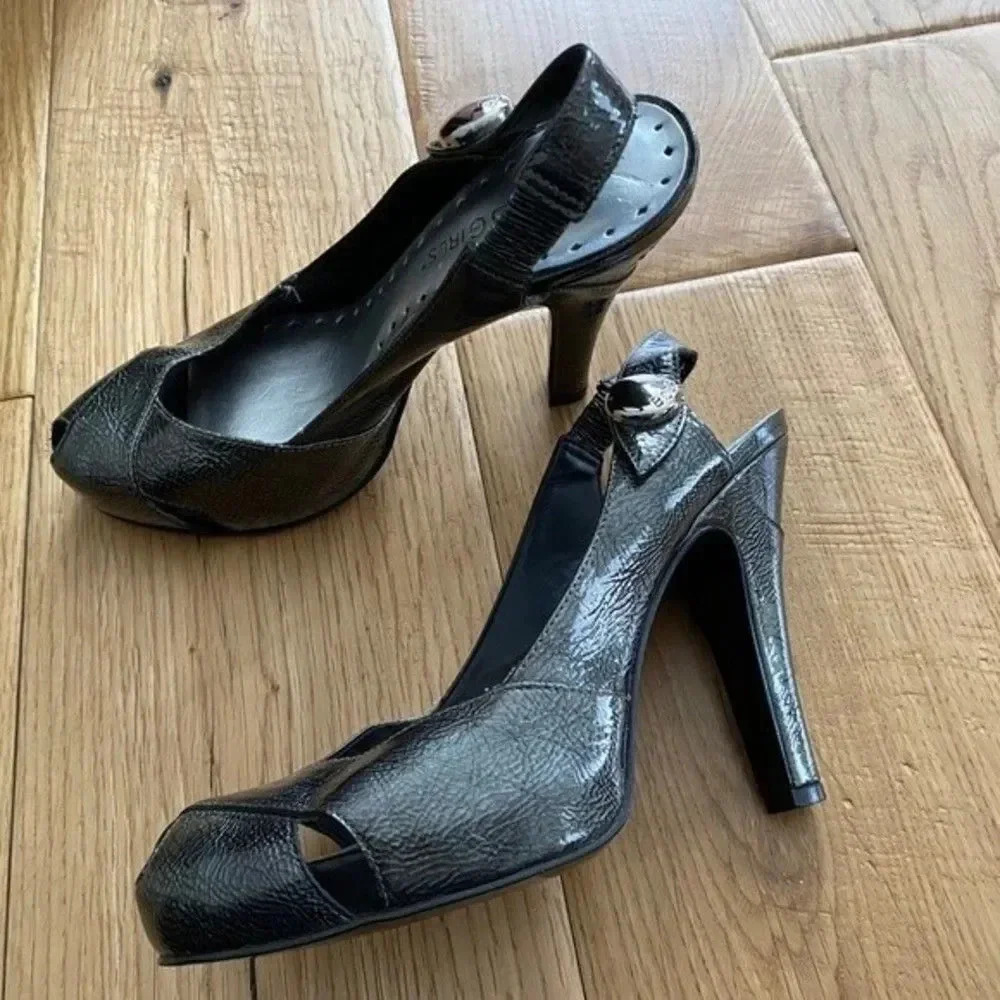 BCBGirls Peep Toe Silver Metallic Pumps - Picture 7 of 12